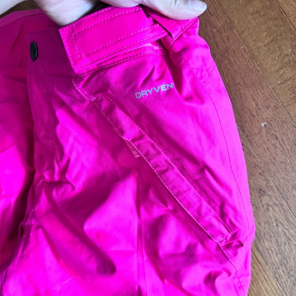 Girls Sz L (sz14-16) Pink North Face snowboard Pants - Picture 2 of 5
